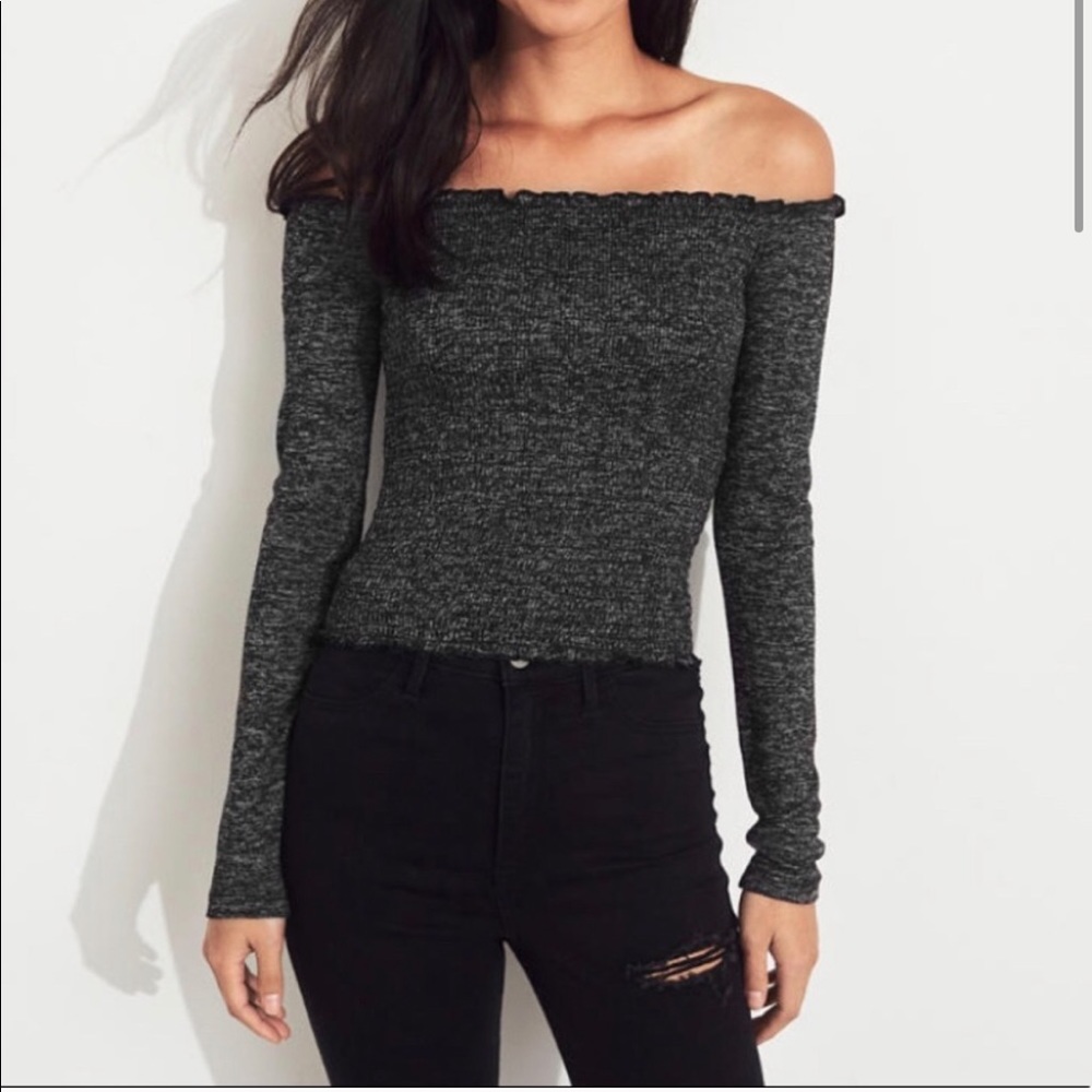 NWT Hollister off the shoulder top